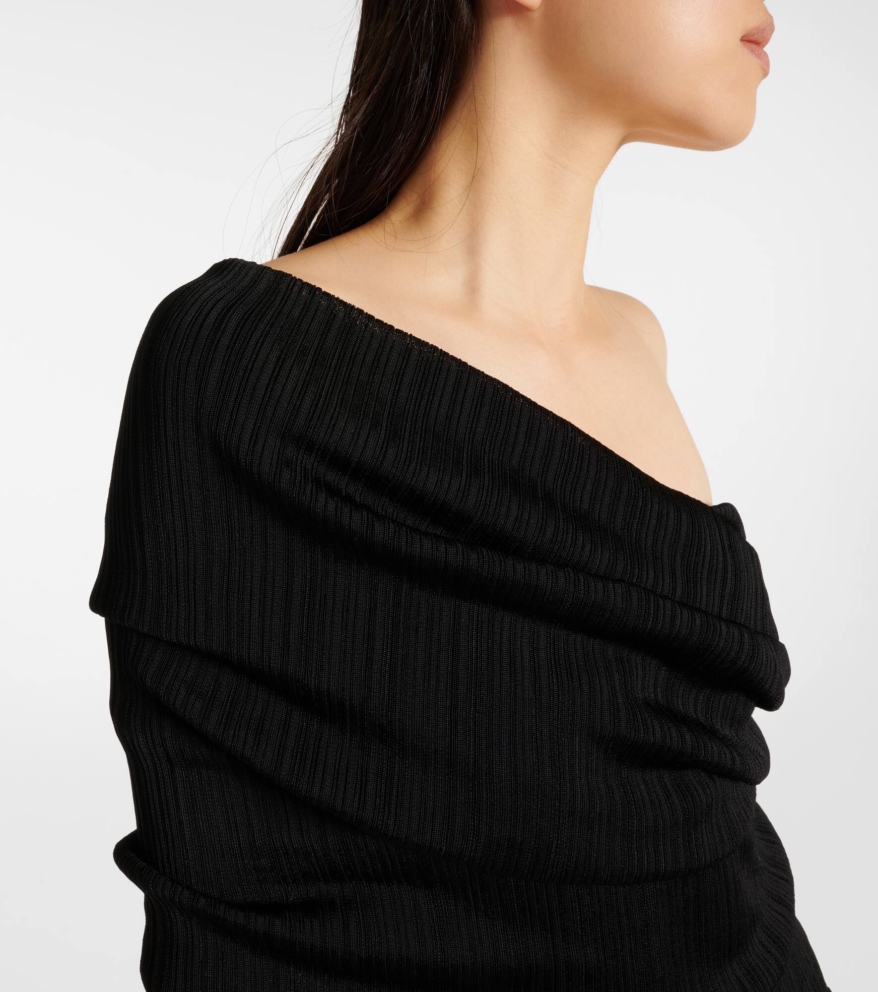 Draped off-shoulder maxi dress - 5