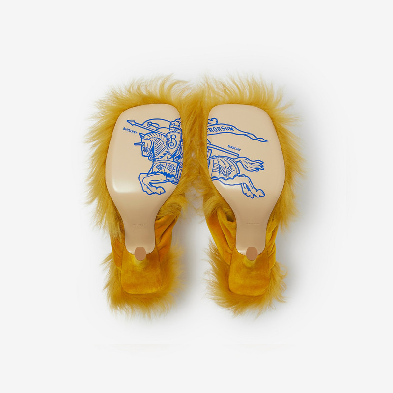 Shearling Step Rose Sandals 6