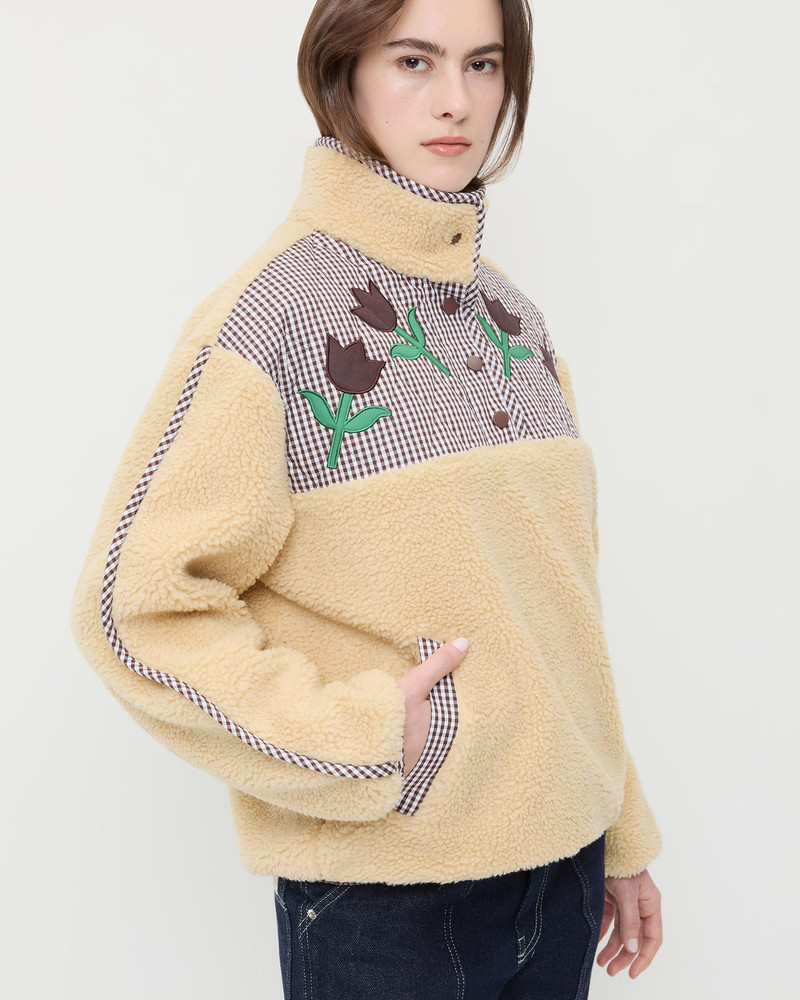 Liz Fleece 4