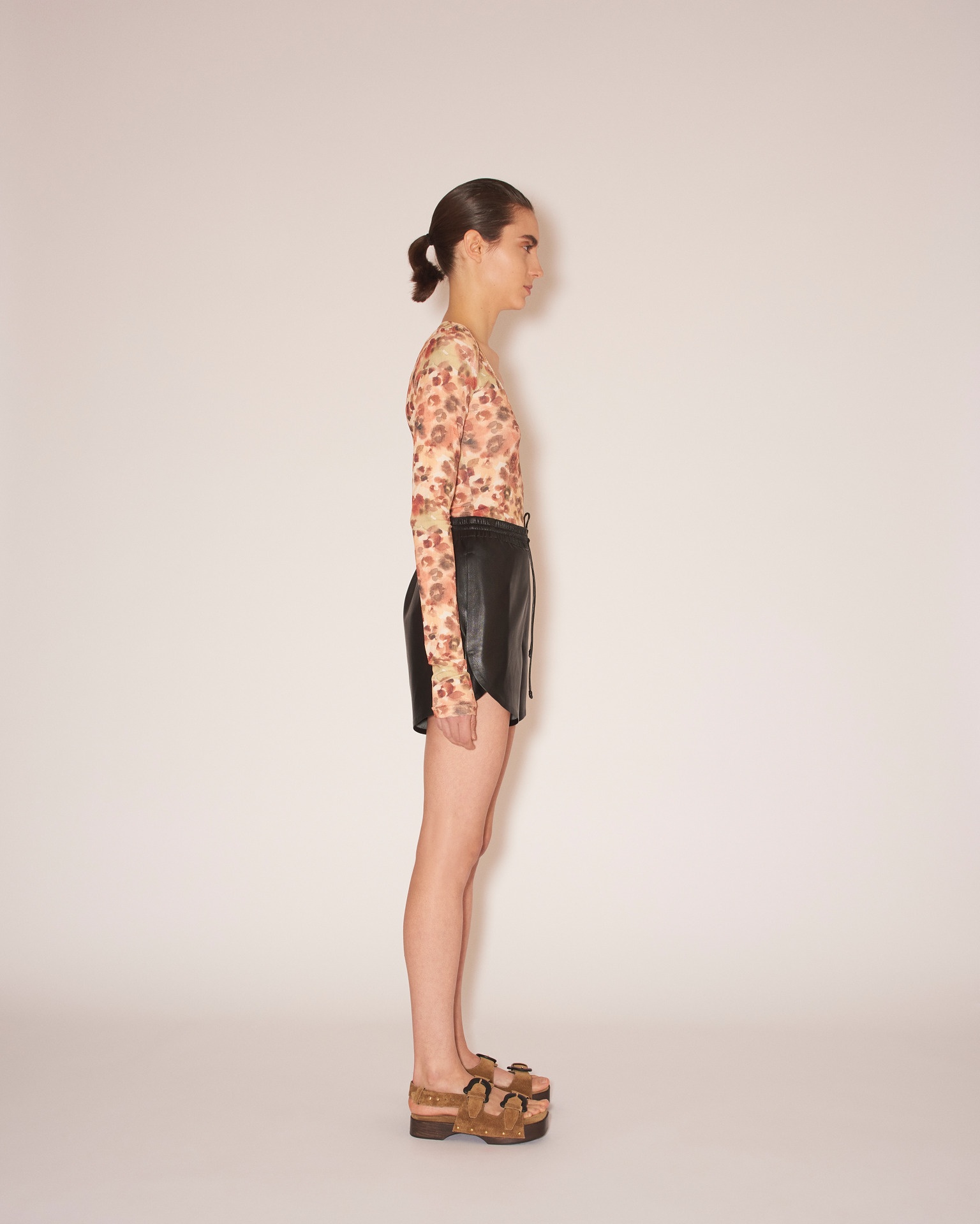 JANNA - Vegan leather drawstring shorts - Black - 3