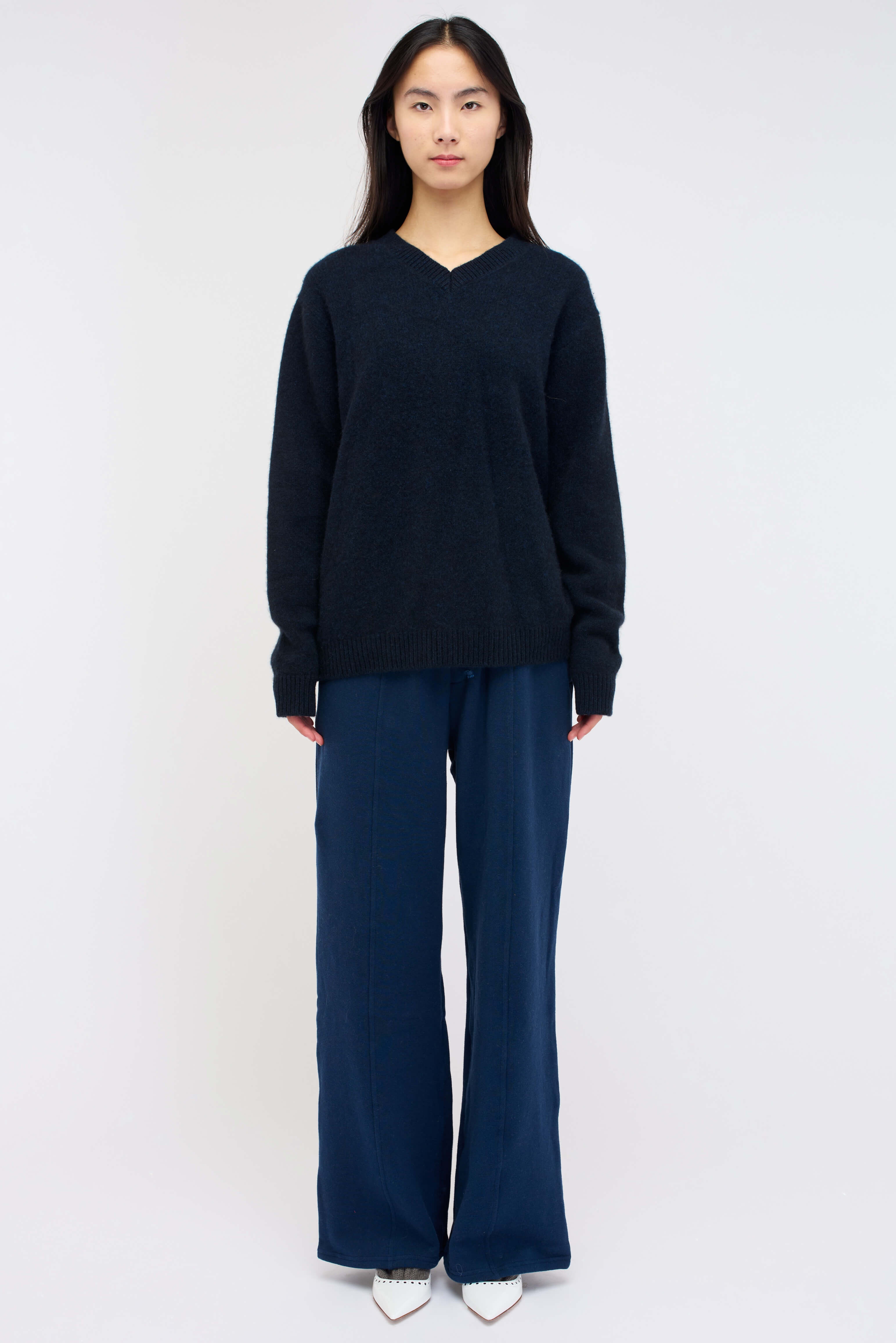 WOMEN'S MONTEREY V-NECK - 3