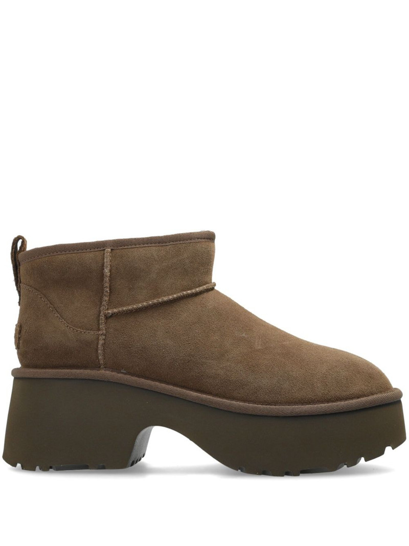 Classic Ultra Mini New Heights boots 1