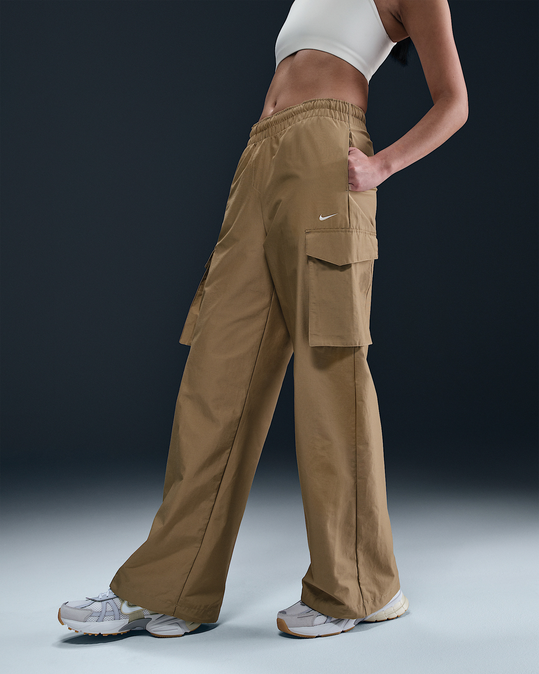 Nike Sportswear Everything Wovens Women's Mid-Rise Cargo Pants - 2