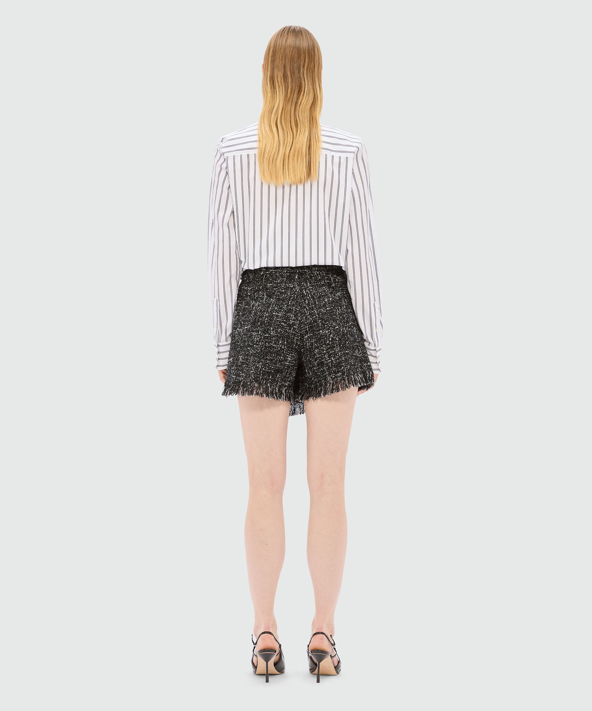 Black bouclé shorts with micro sequins - 3