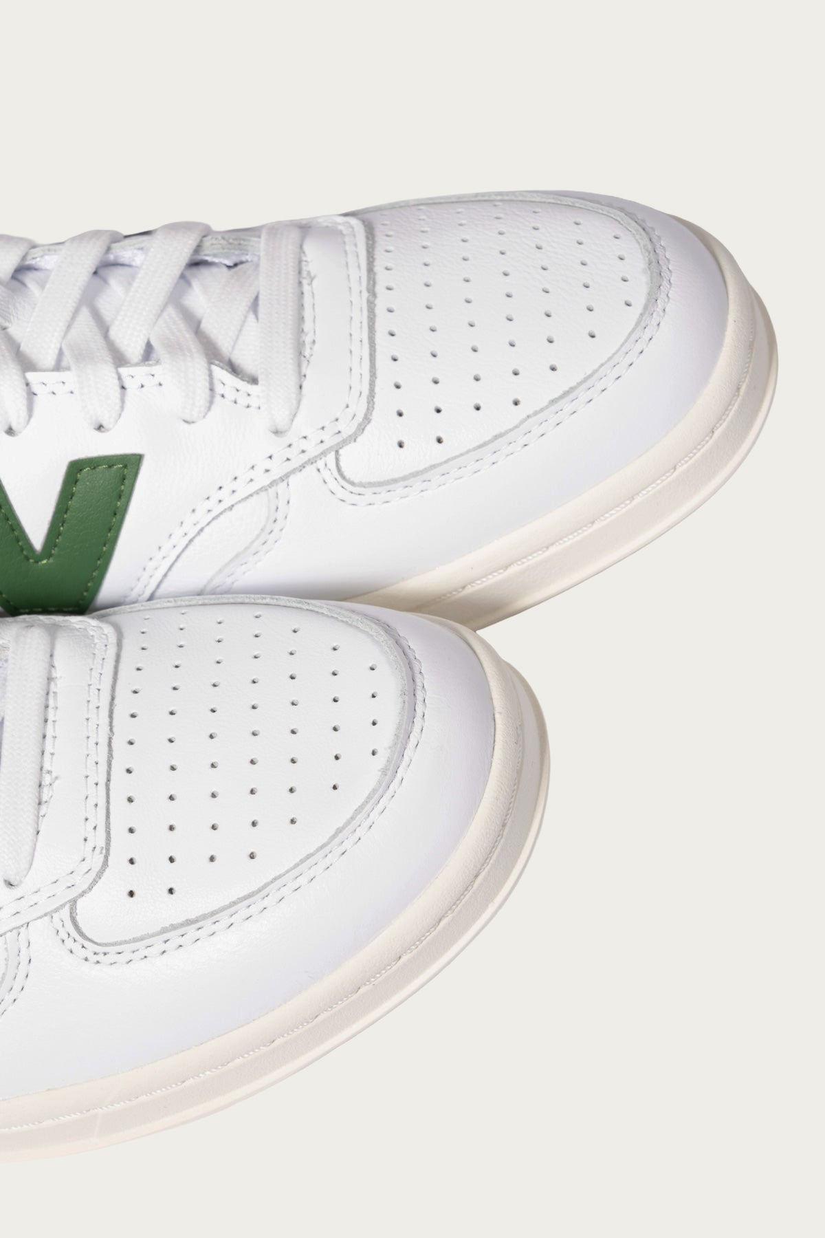 T500 - White/Dark Alpine Green - 6