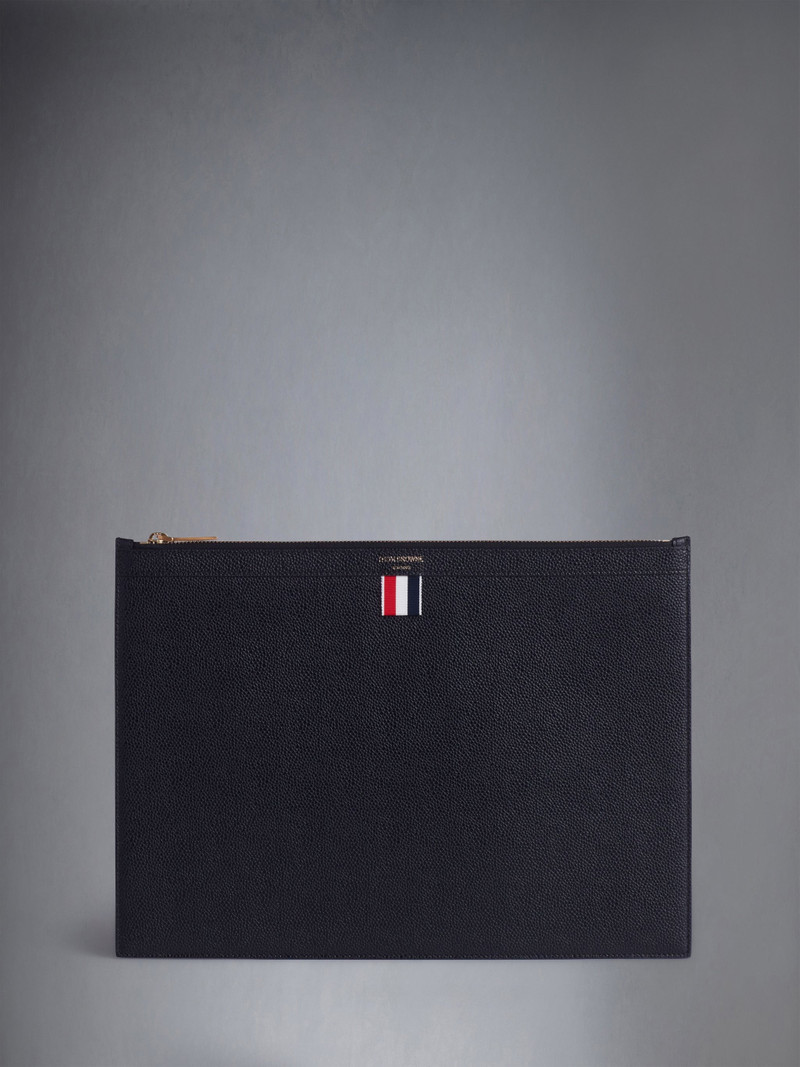 PEBBLE GRAIN MEDIUM DOCUMENT HOLDER 1