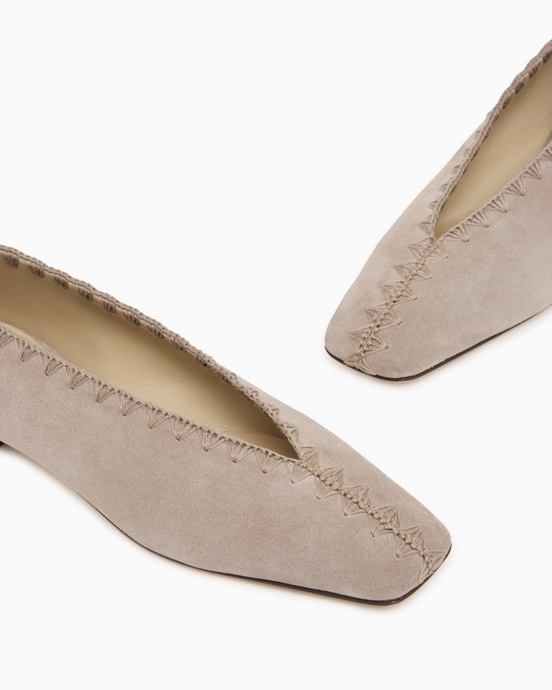 SUEDE BALLERINAS WITH EMBROIDERY 5