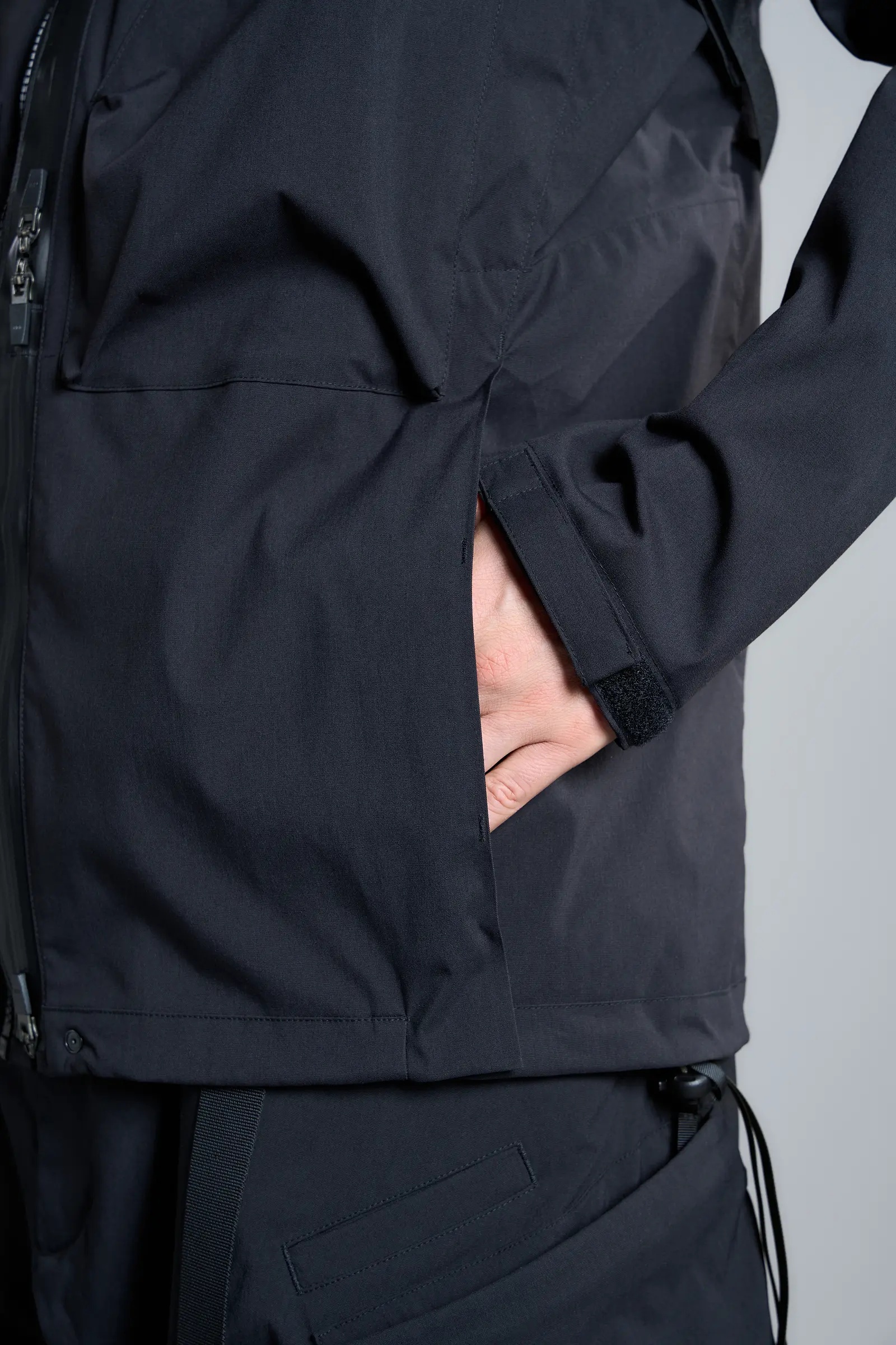 J47A-E Encapsulated Nylon Interops Jacket - 20
