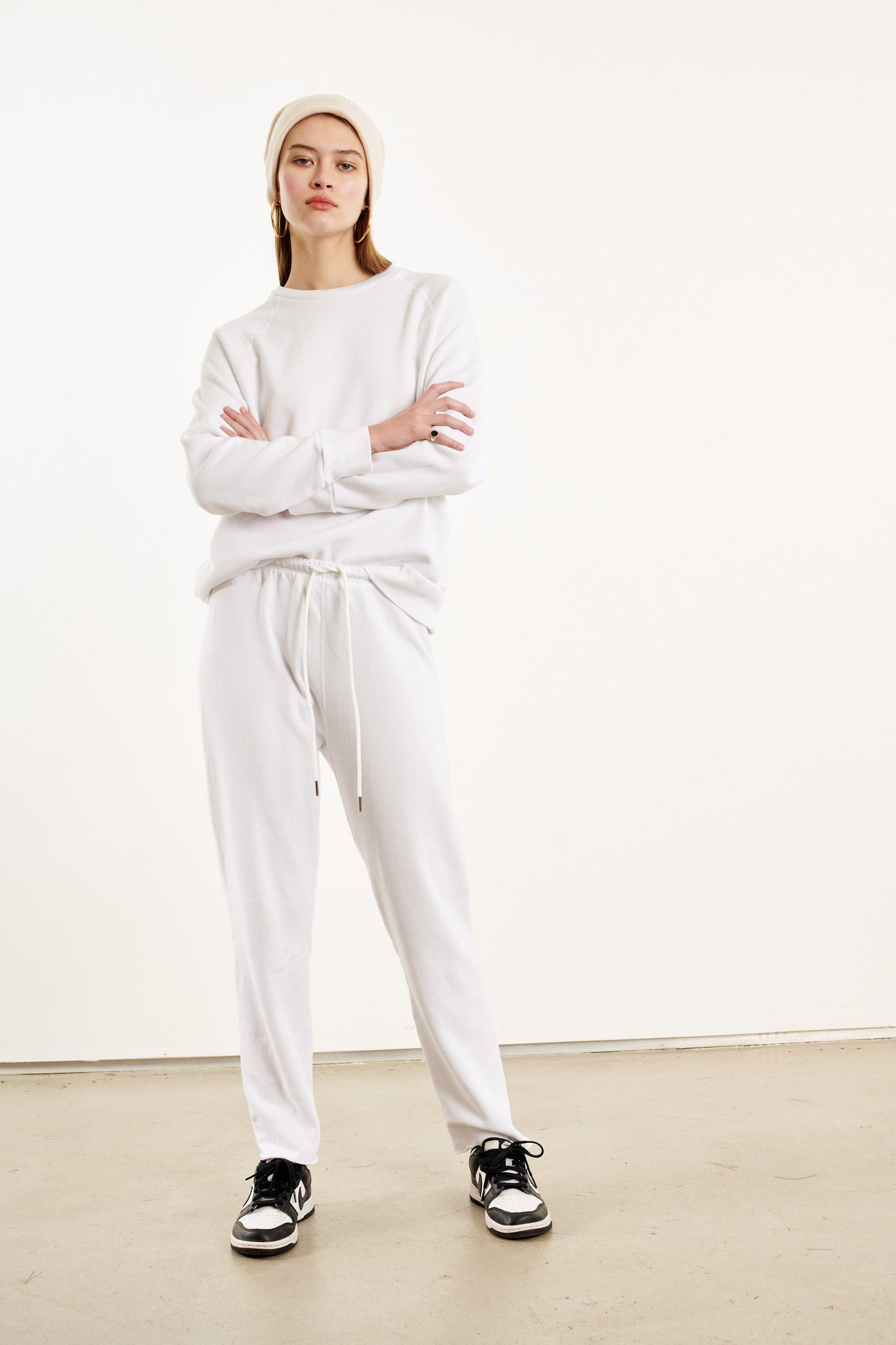 WHITE RAGLAN SWEATER - 2