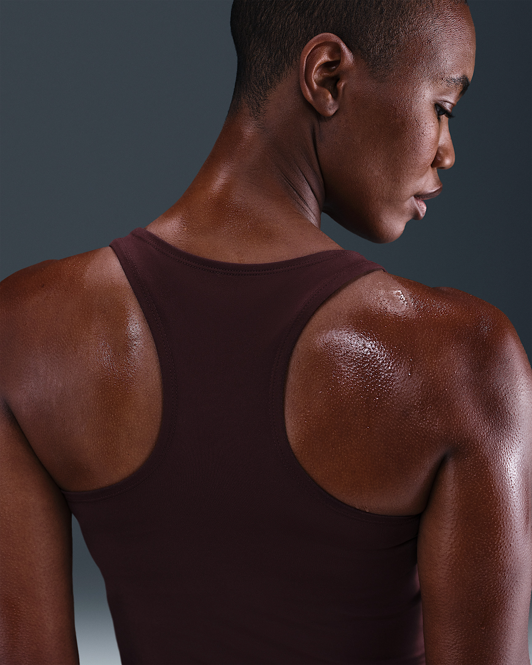 Nike One Fitted Women's Dri-FIT Tank Top - 2