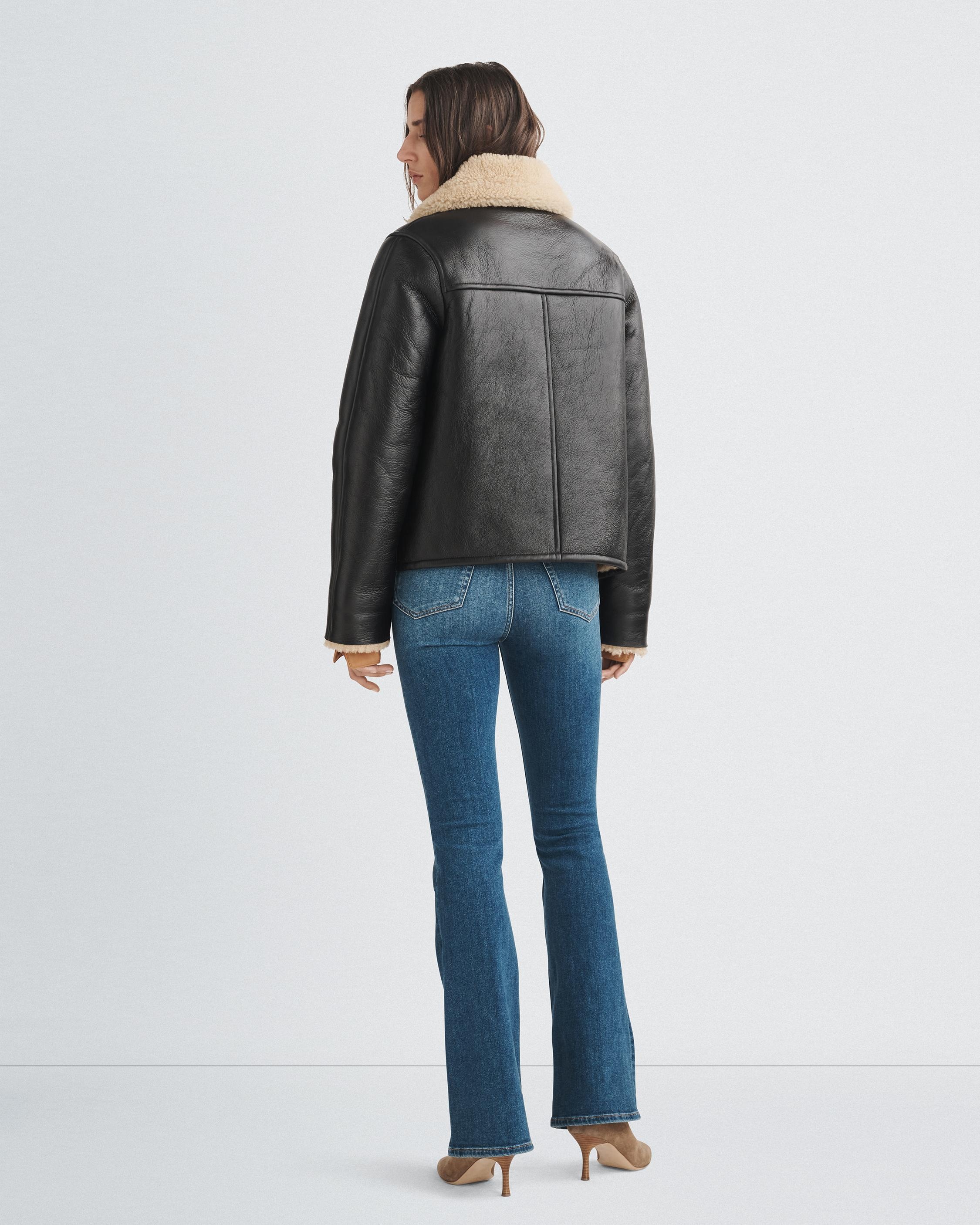 Roman Shearling Jacket
Classic Fit - 5