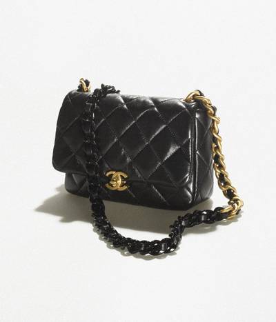 CHANEL Small Flap Bag outlook