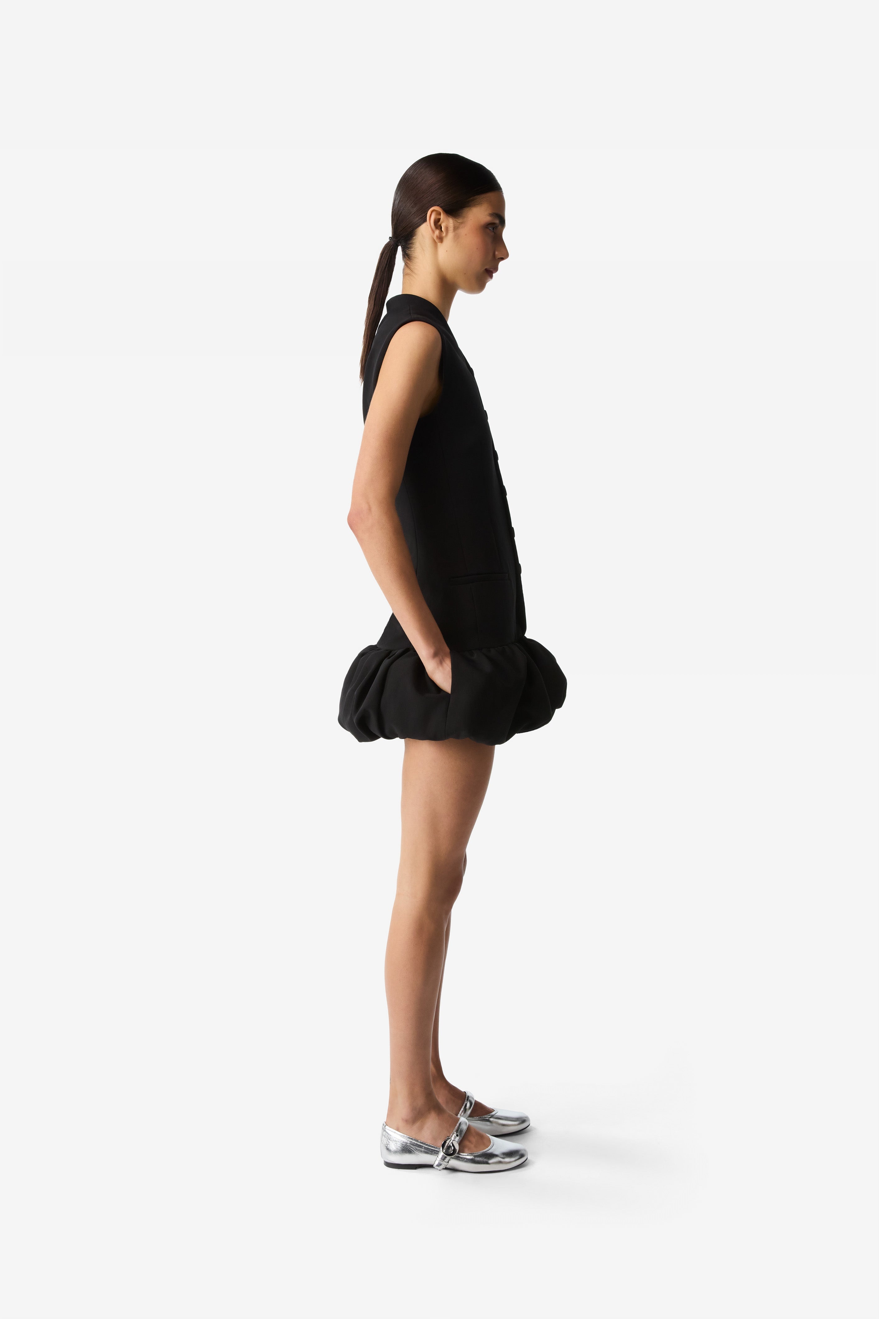 Gathered Hem Sleeveless Tailored Dress - 3