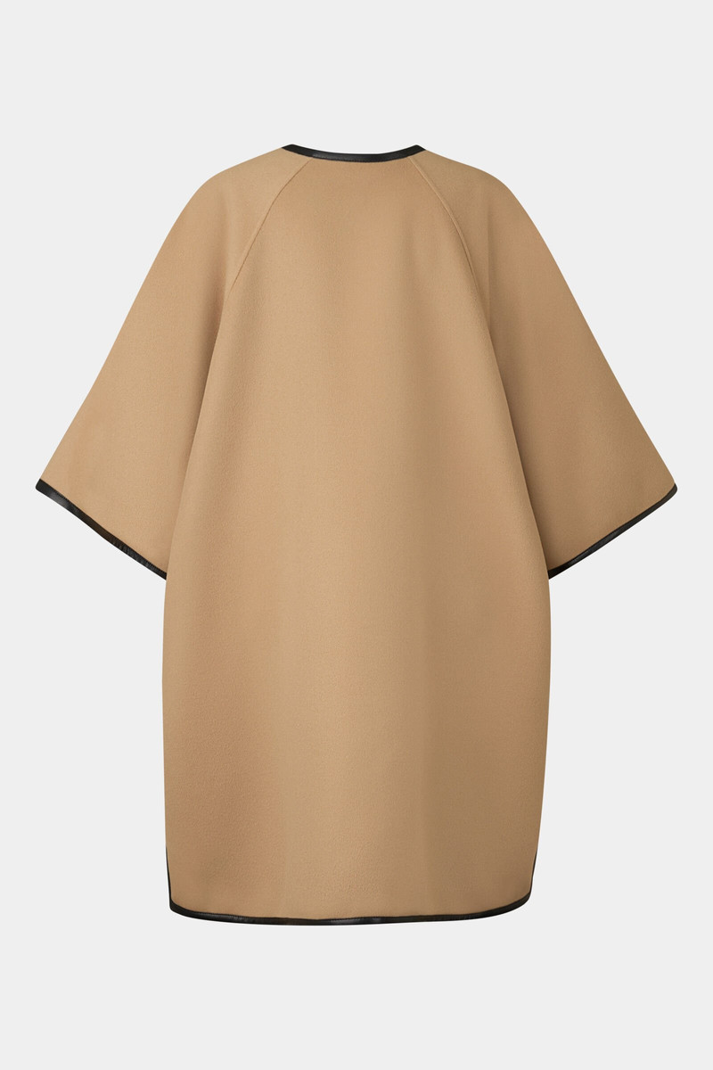 Double-face cape Idaho in Camel 8