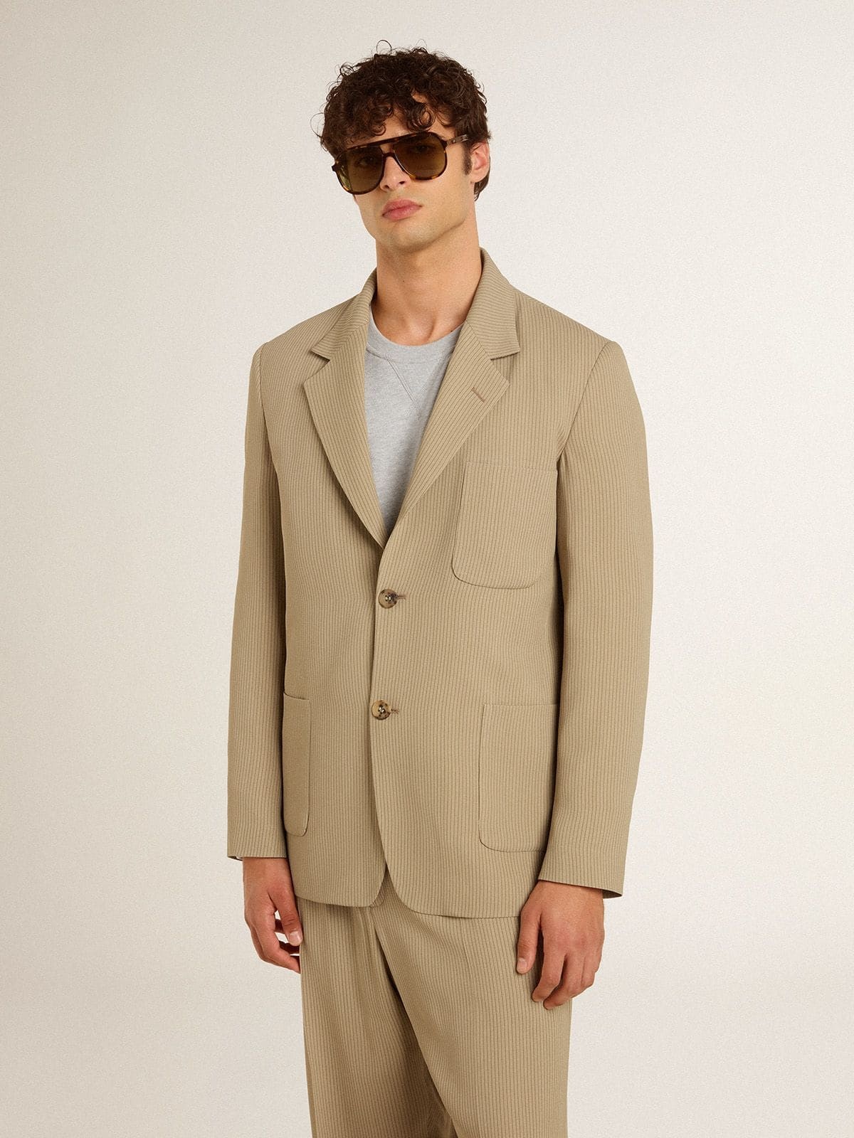 Men's beige pinstripe single-breasted jacket with an oversized fit - 2