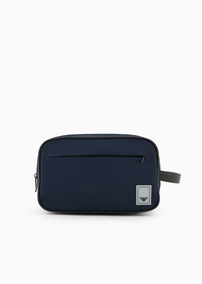 Travel Essentials nylon washbag 1
