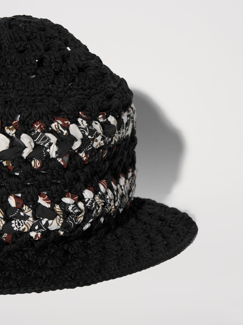 CROCHET BANDANA BUCKET HAT 4