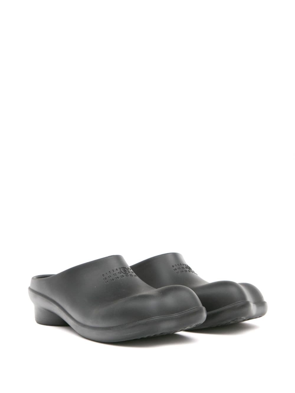 MM6 Maison Margiela Anatomic numbers-motif slippers | REVERSIBLE