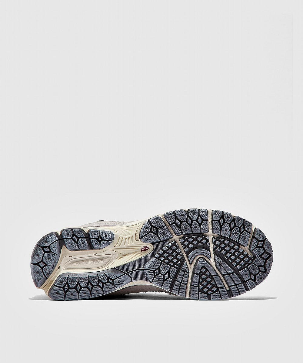 2002R protection pack sneaker - 9