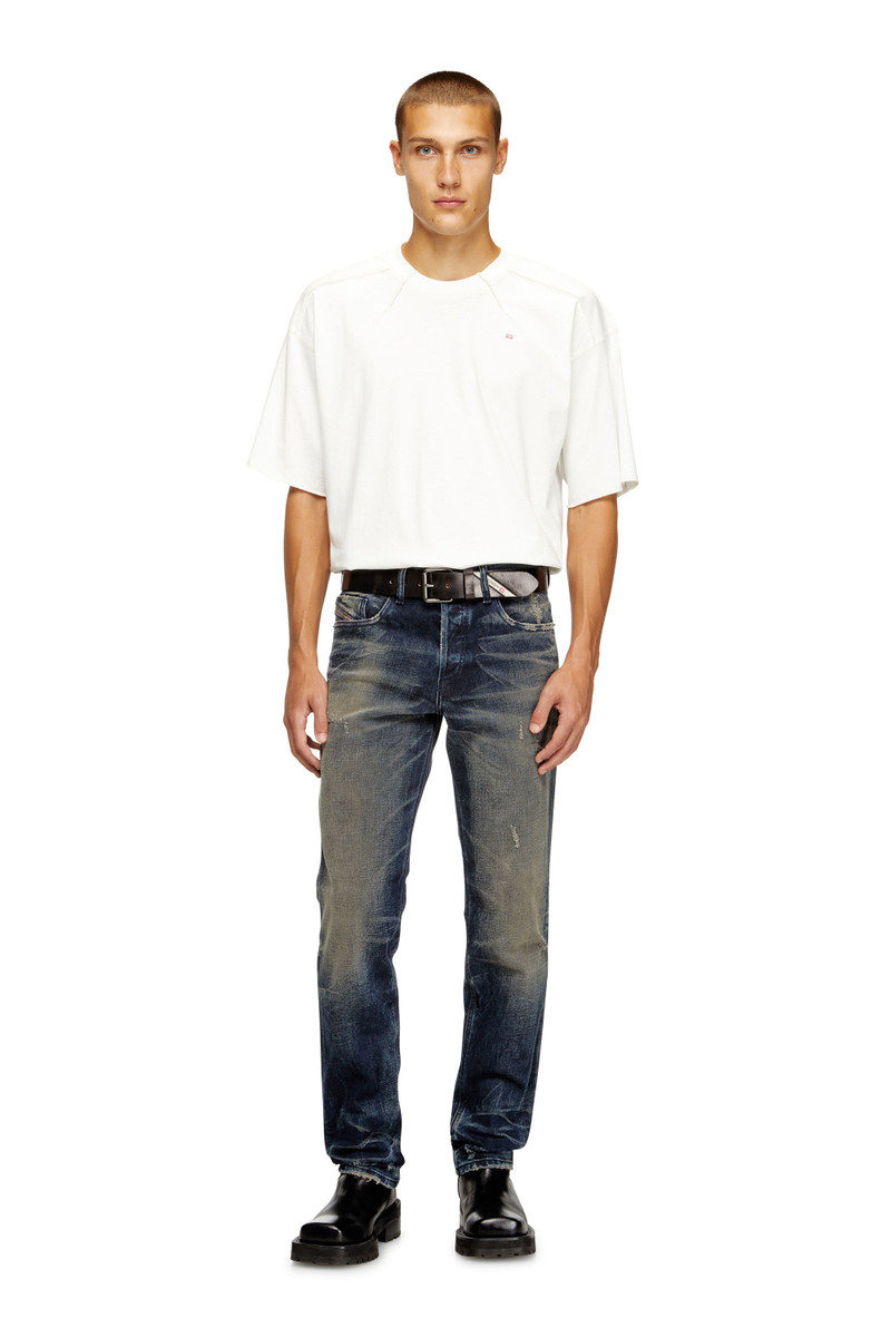 Diesel REGULAR JEANS 2023 D-FINITIVE 09M46 outlook