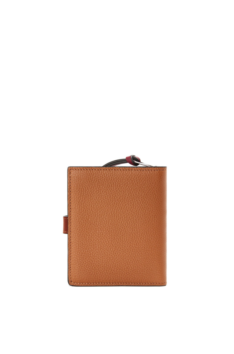 Compact zip wallet in soft grained calfskin 4