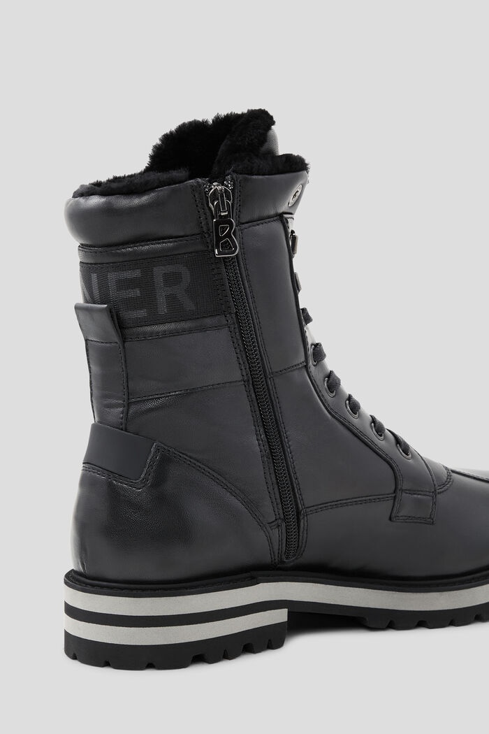 Courchevel Boots in Black - 6
