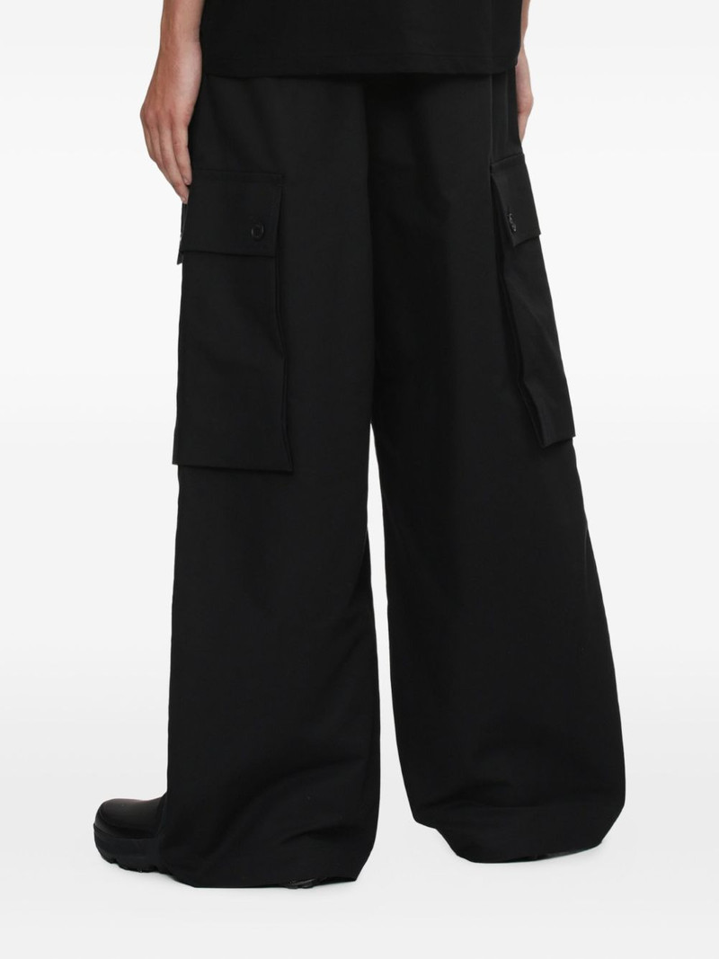 cargo-pocket trousers 4