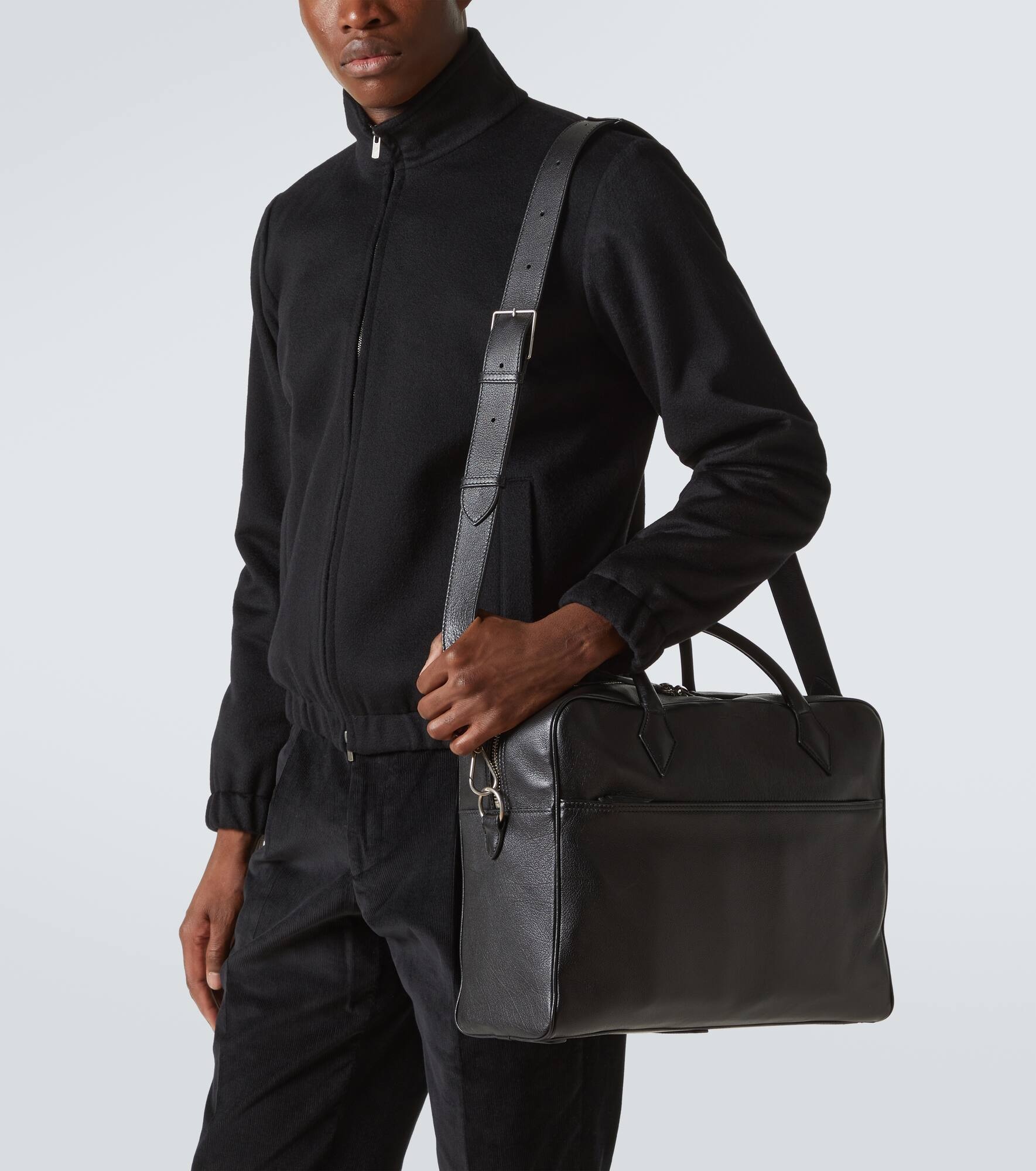 Closer leather briefcase - 3