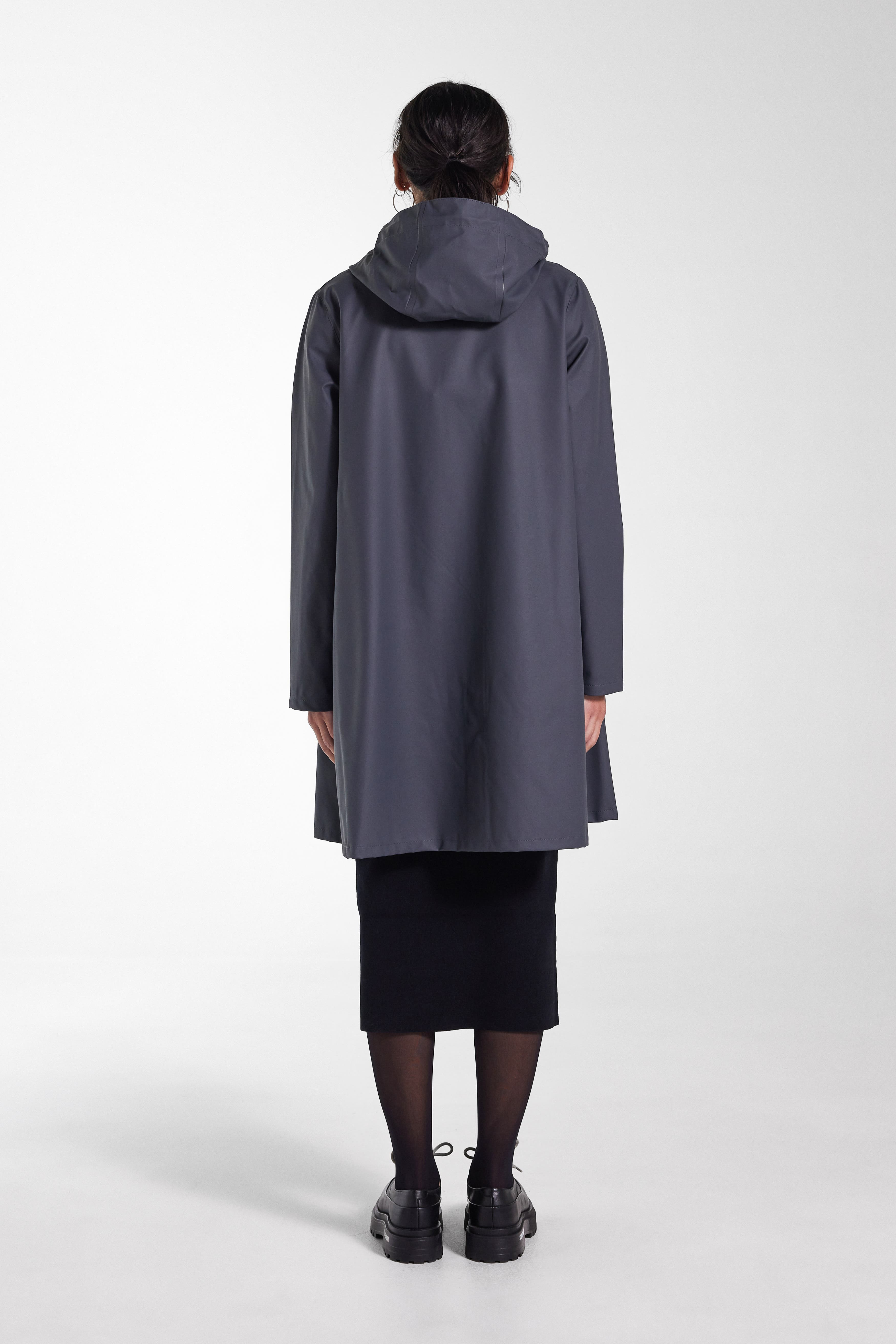 Stutterheim Mosebacke Lightweight Raincoat in Charcoal at Nordstrom - 4
