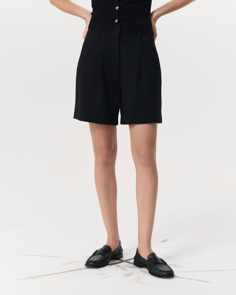 rag & bone Irina Ponte 12.5" Short
Slim Fit outlook