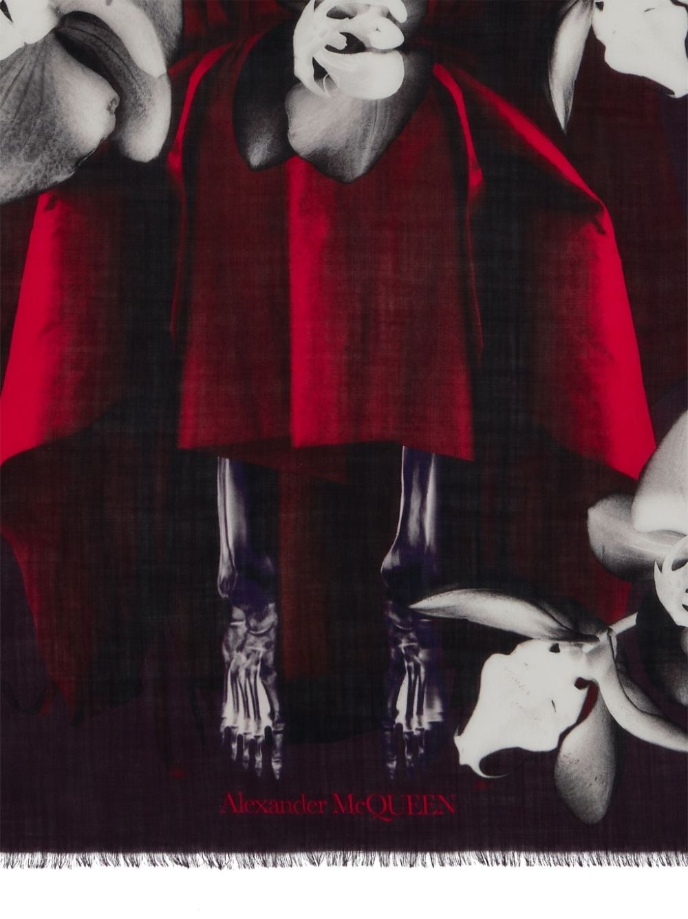 マフラー・ストール ALEXANDER MCQUEEN ORCHID SKELETON SCARF Alexander McQueen Skull Orchid Scarf | italist