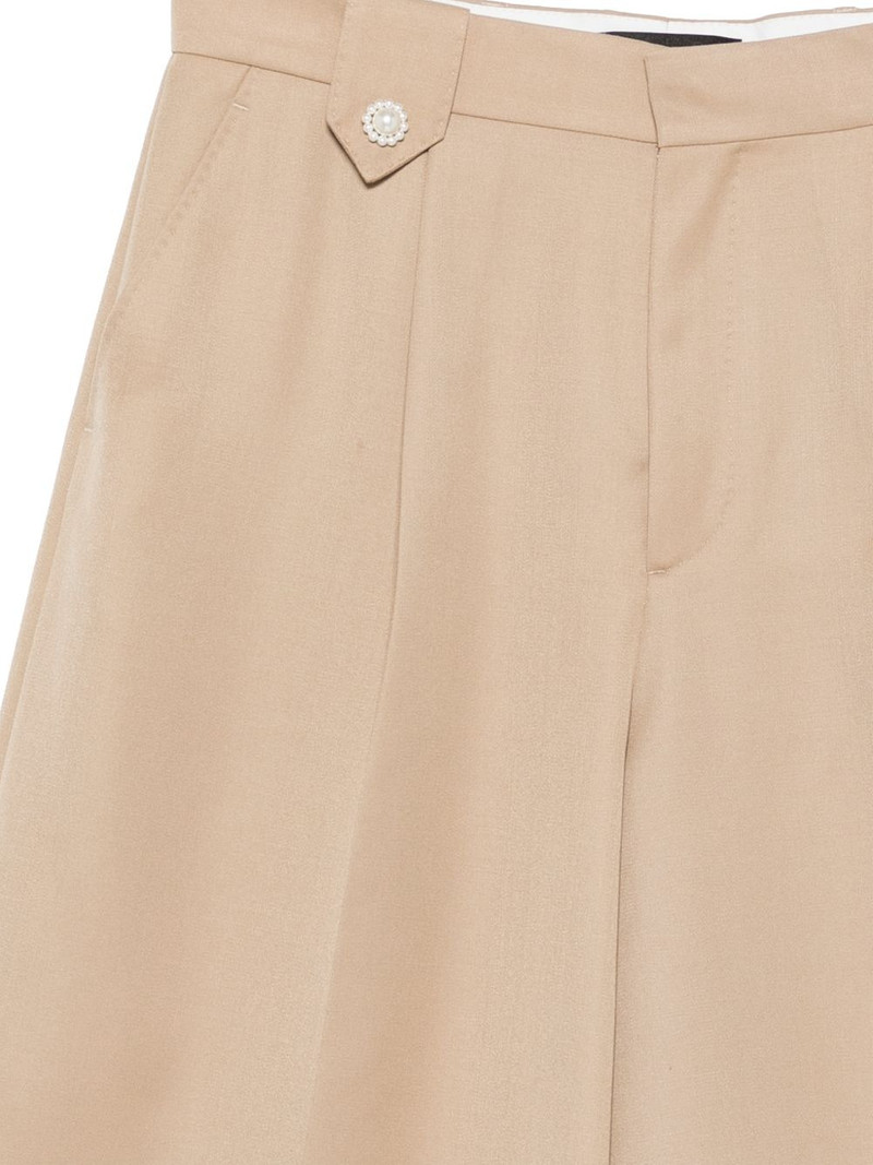 faux pearl-detail shorts 3