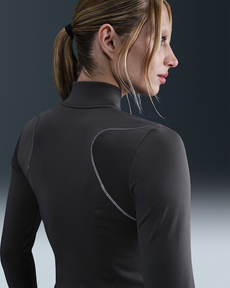 Nike Nike Swift Women's Therma-FIT ADV 1/4-Zip Running Top with Reflective Accents outlook