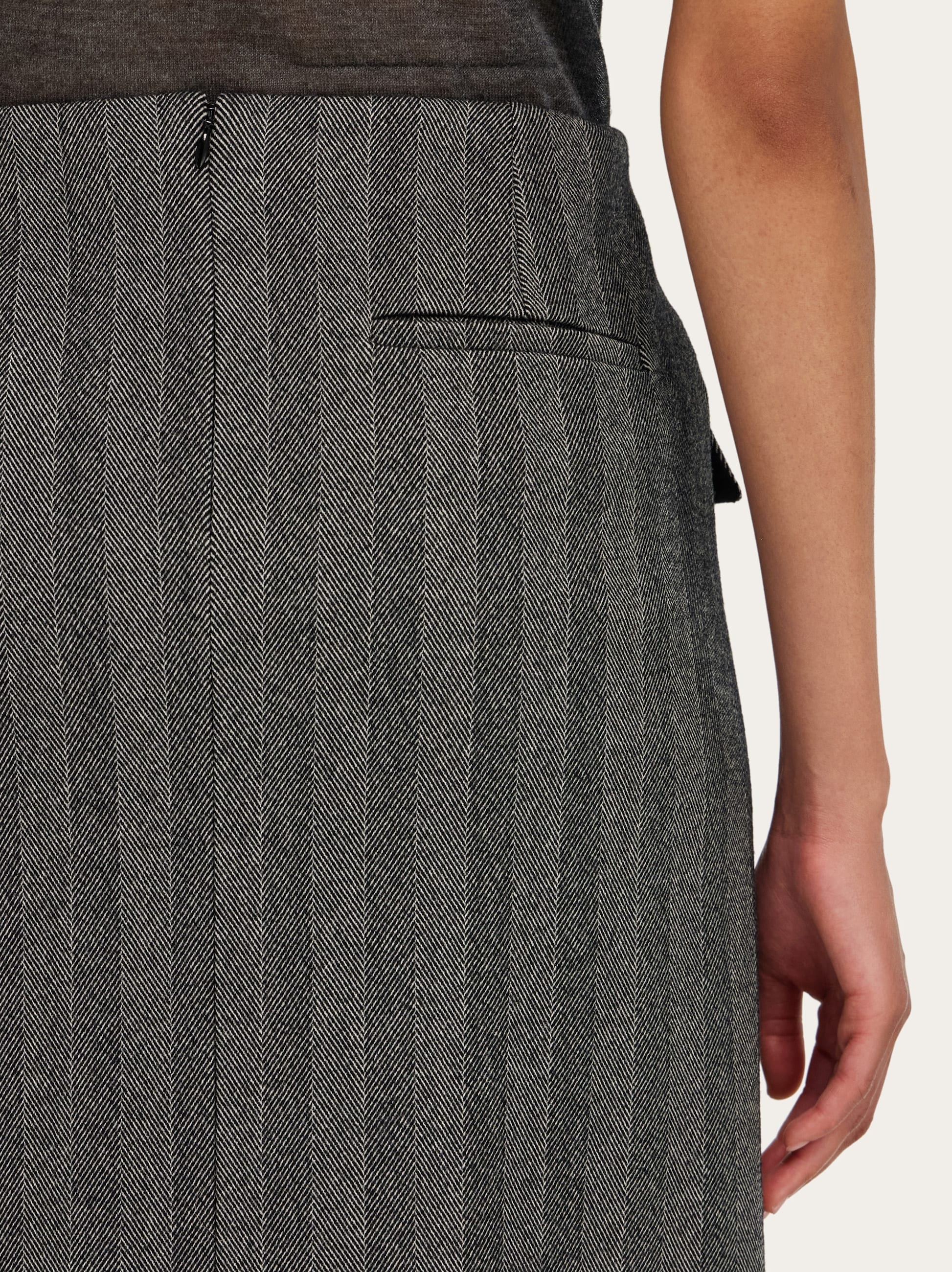 Chenille pencil skirt with double slit - 6
