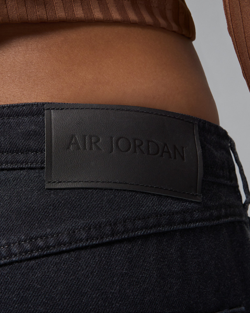 Air Jordan Women's Printed Skirt 4