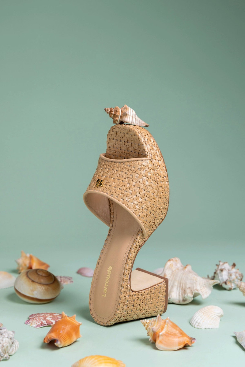 Dolly Low Mule In Natural And Beige Raffia 5