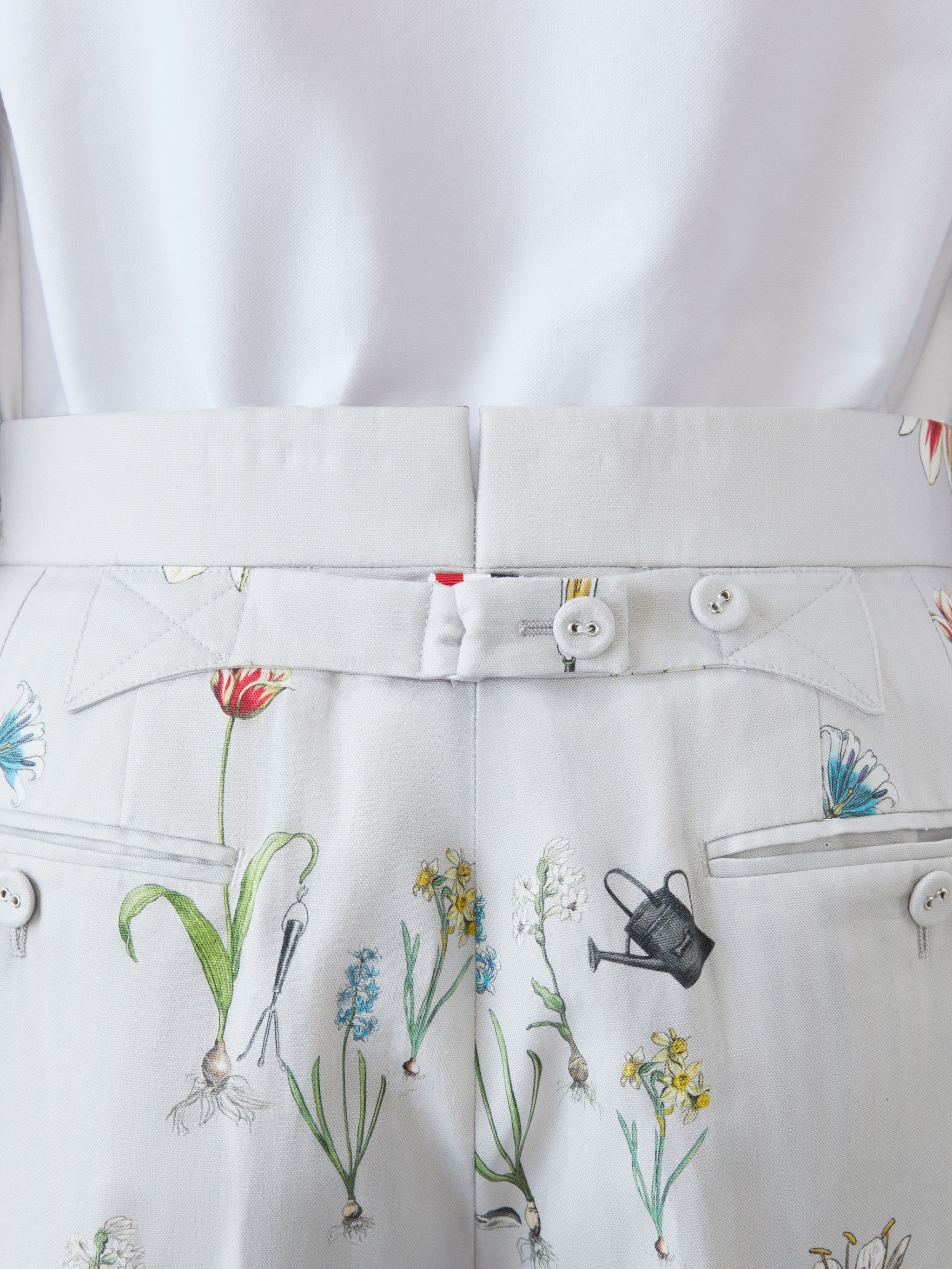 COTTON LINEN BOTANICAL BACKSTRAP SHORTS - 4