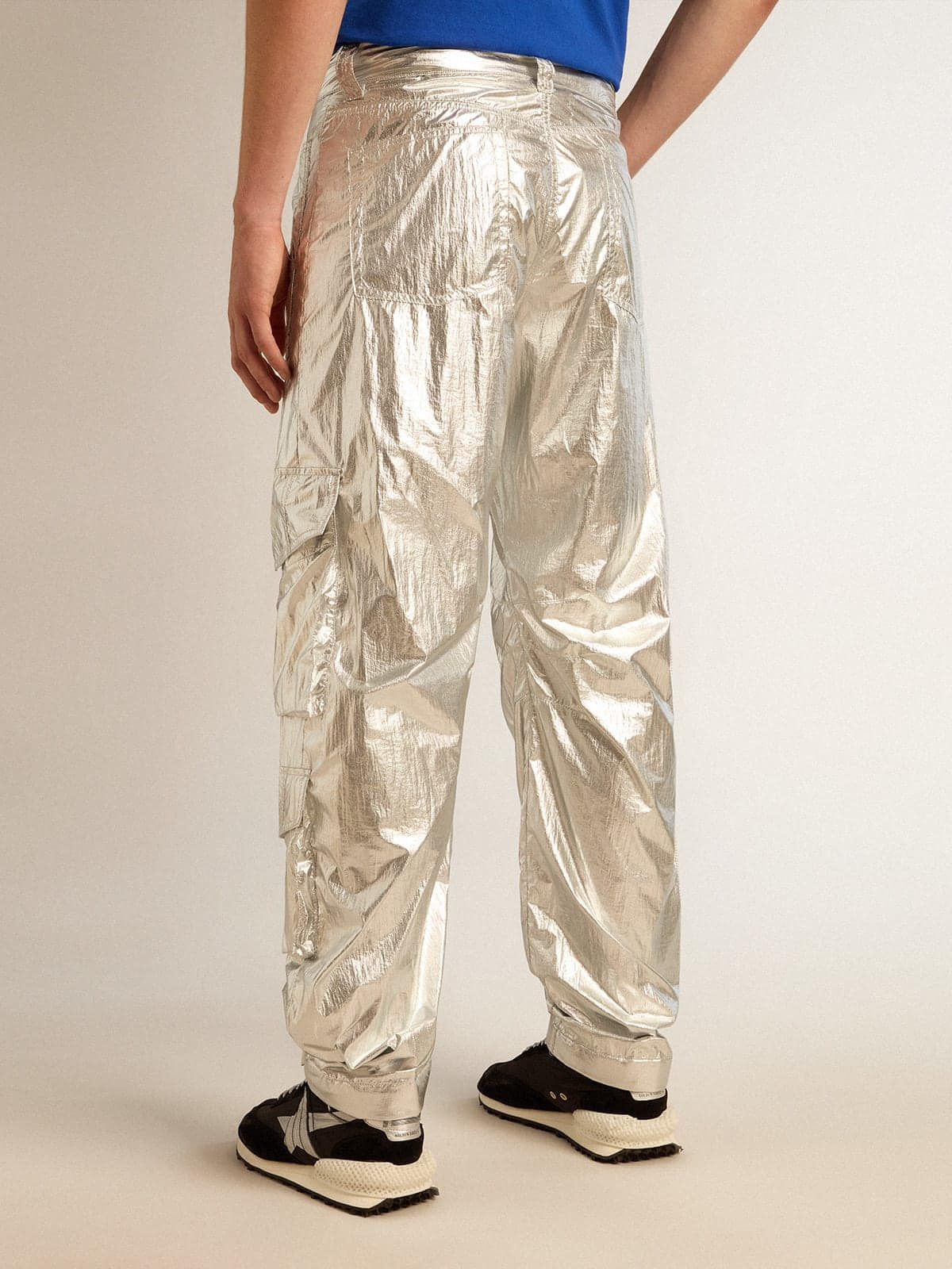 Men's cargo pants in silver technical fabric - 4