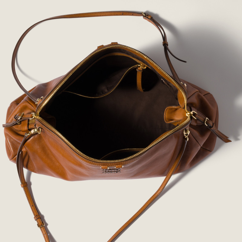 Caprice leather clutch 6