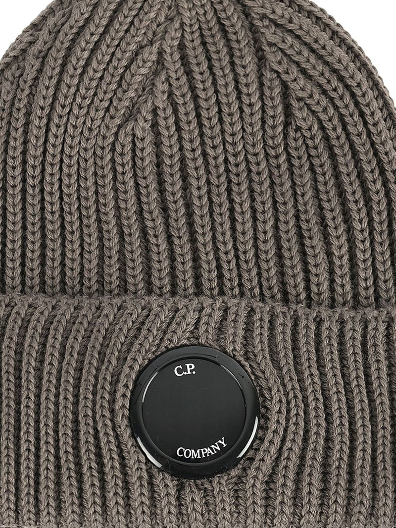 C.P. Company ribbed-detail logo-patch beanie outlook