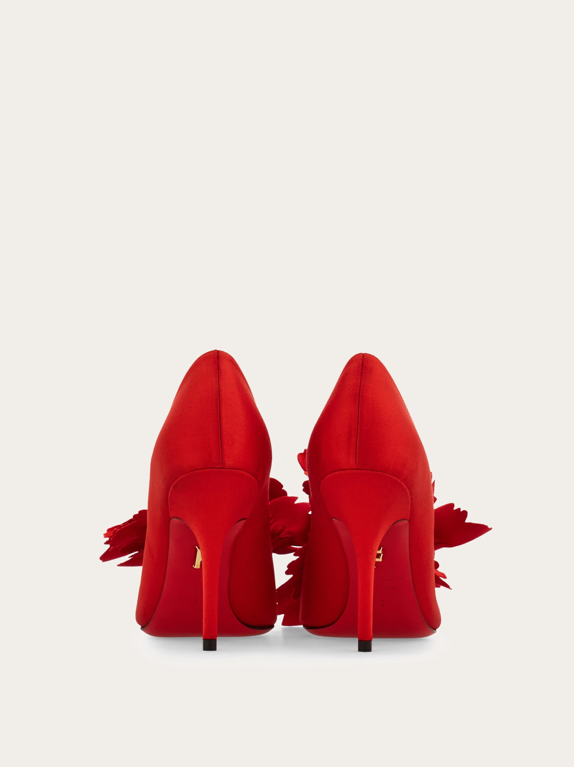 Flower embellished high heel pump - 4
