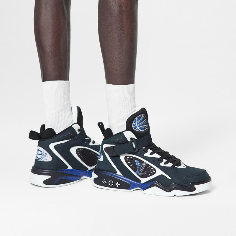 Louis Vuitton LV Trainer 2 Sneaker outlook