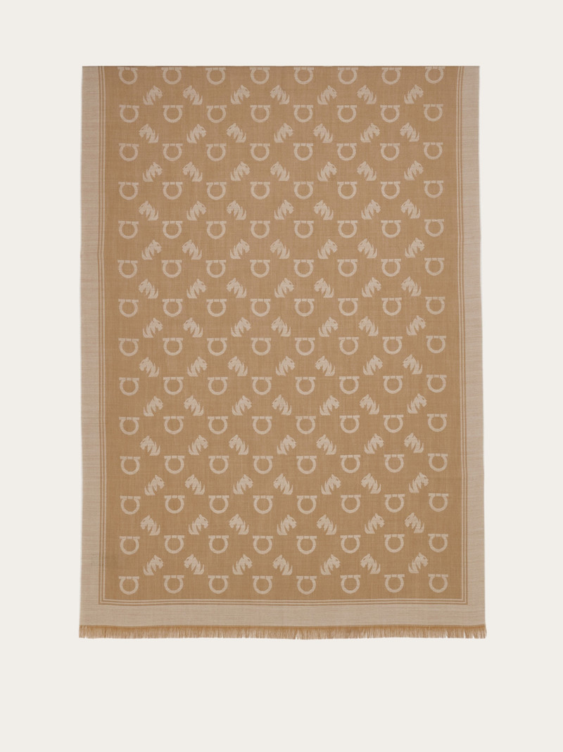 Jacquard stole with feline motif 4