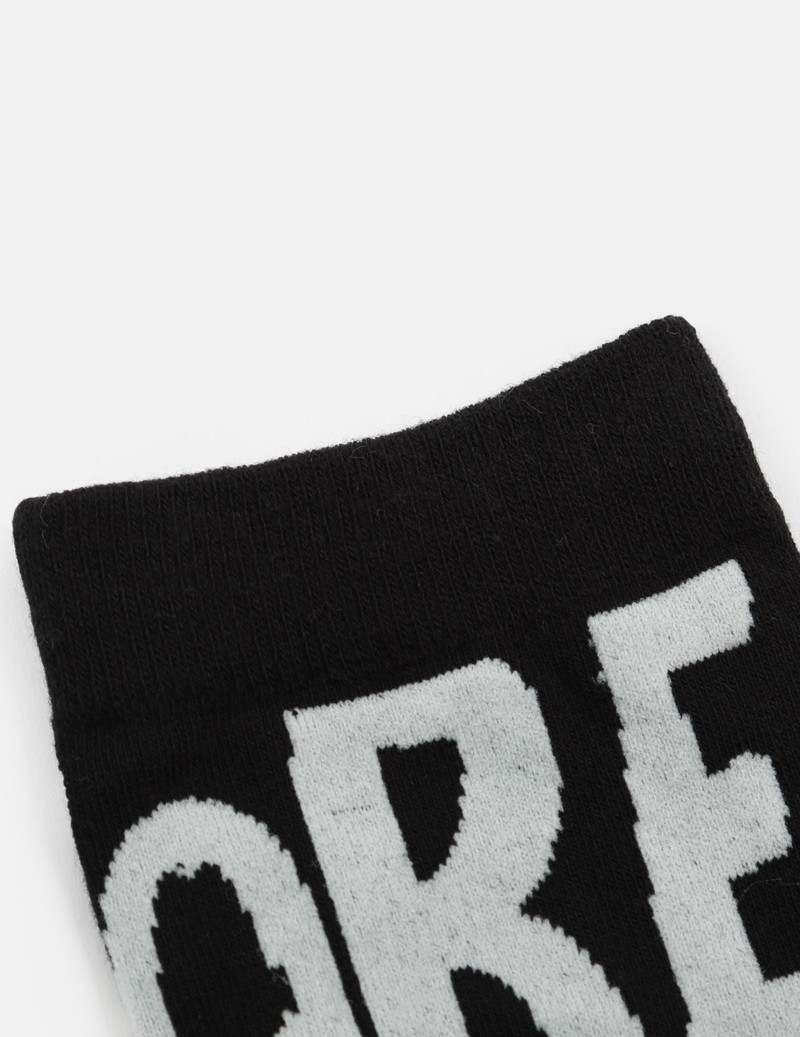 EVISU ALLOVER GRAFFITI SLOGAN JACQUARD LONG SOCKS outlook