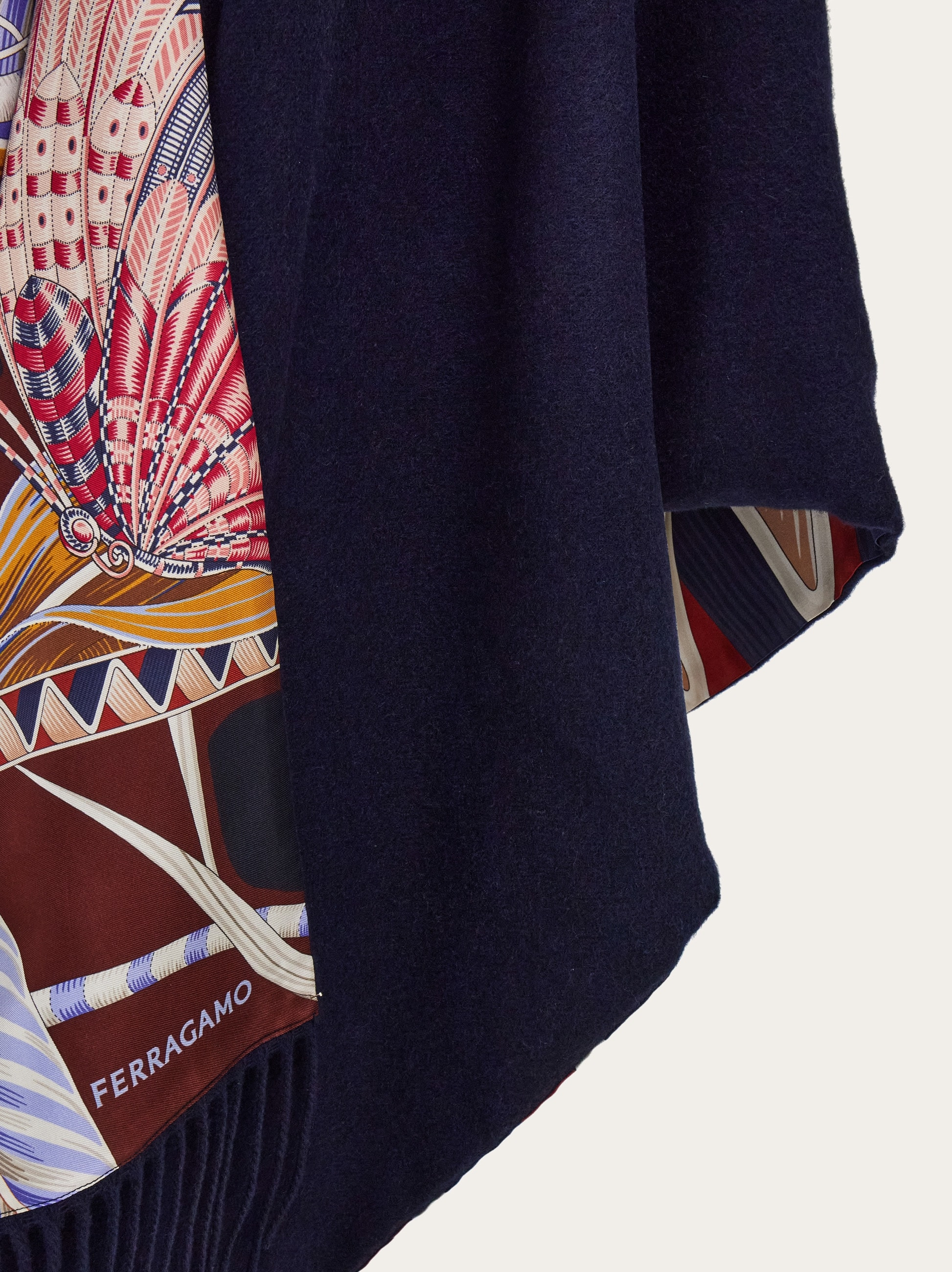 Cashmere and silk reversible cape - 5