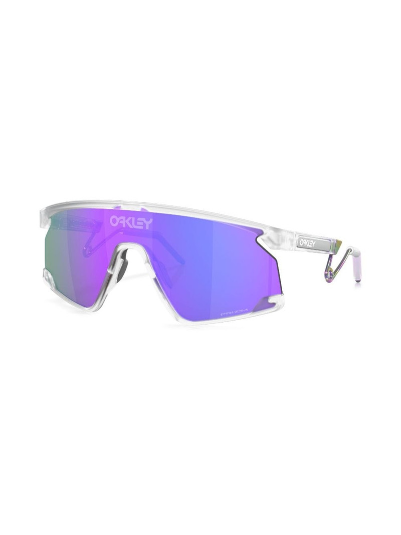 OAKLEY BXTR oversized-frame sunglasses outlook