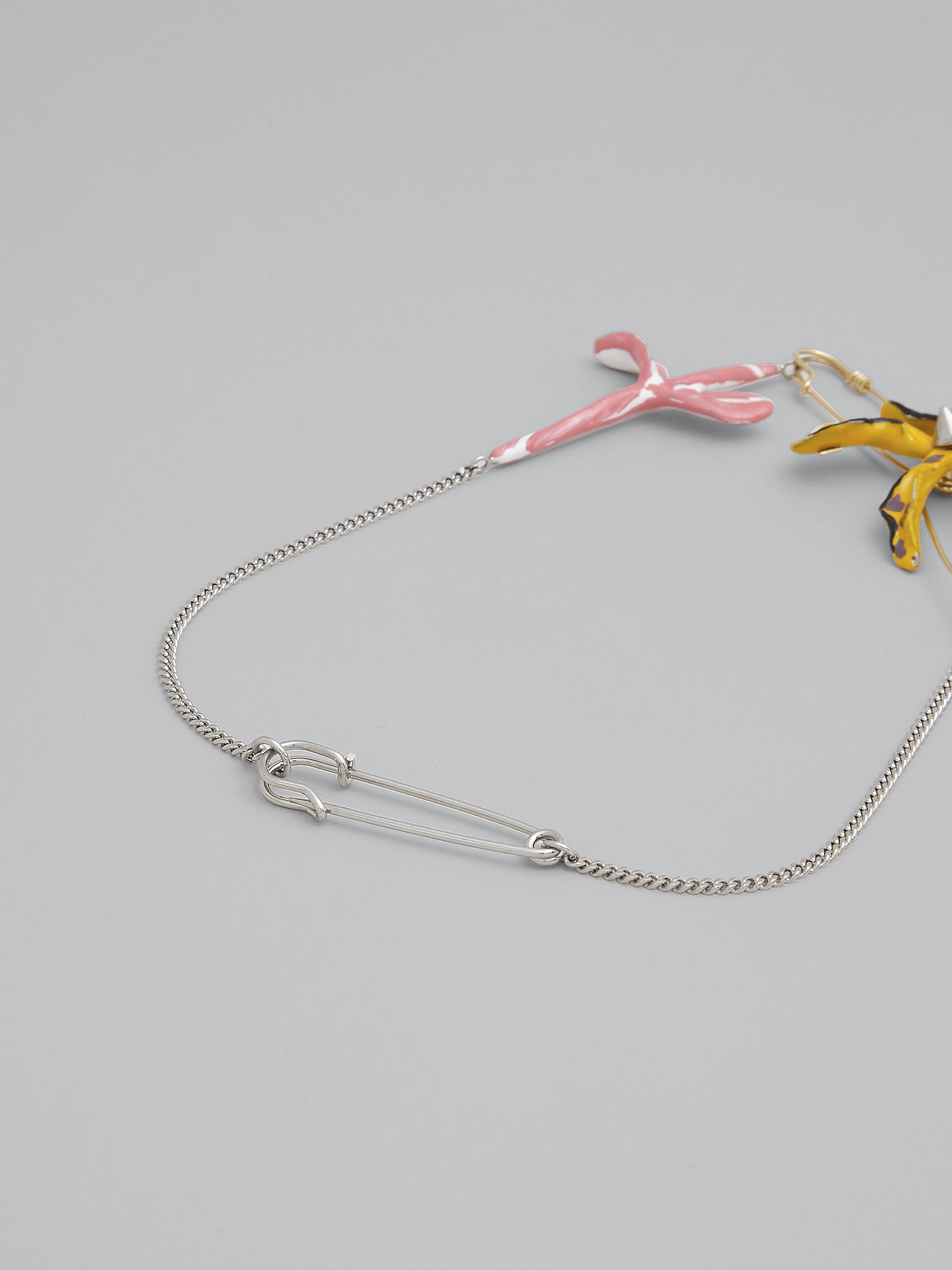 FLOWER NECKLACE - 4