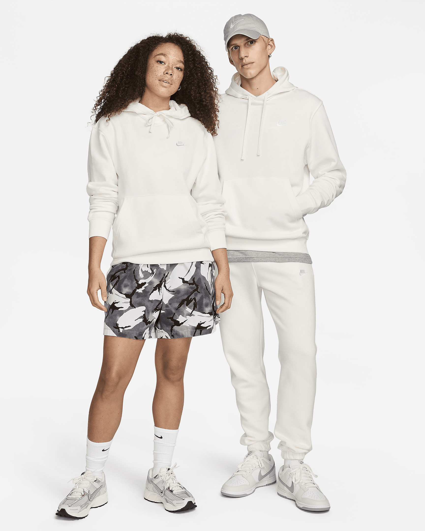 Nike Sportswear Club Fleece Pullover Hoodie - 7