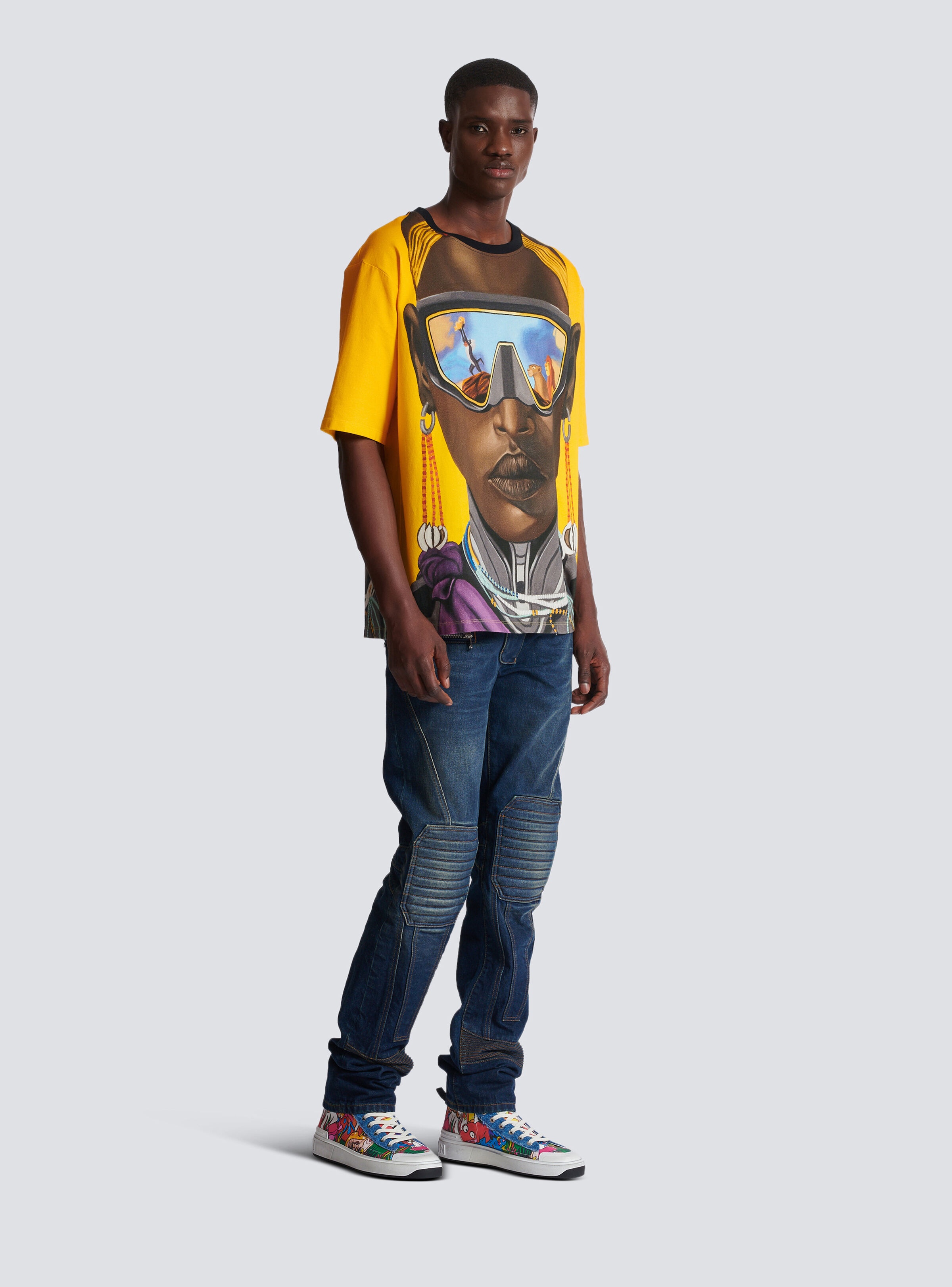 Disney x Balmain: The Lion King - Relaxed T-shirt with Nika Mtwana print - 3