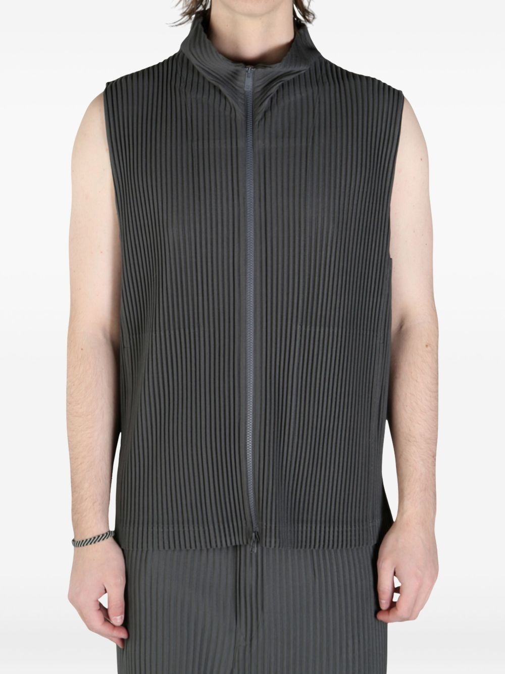 pleated vest - 3